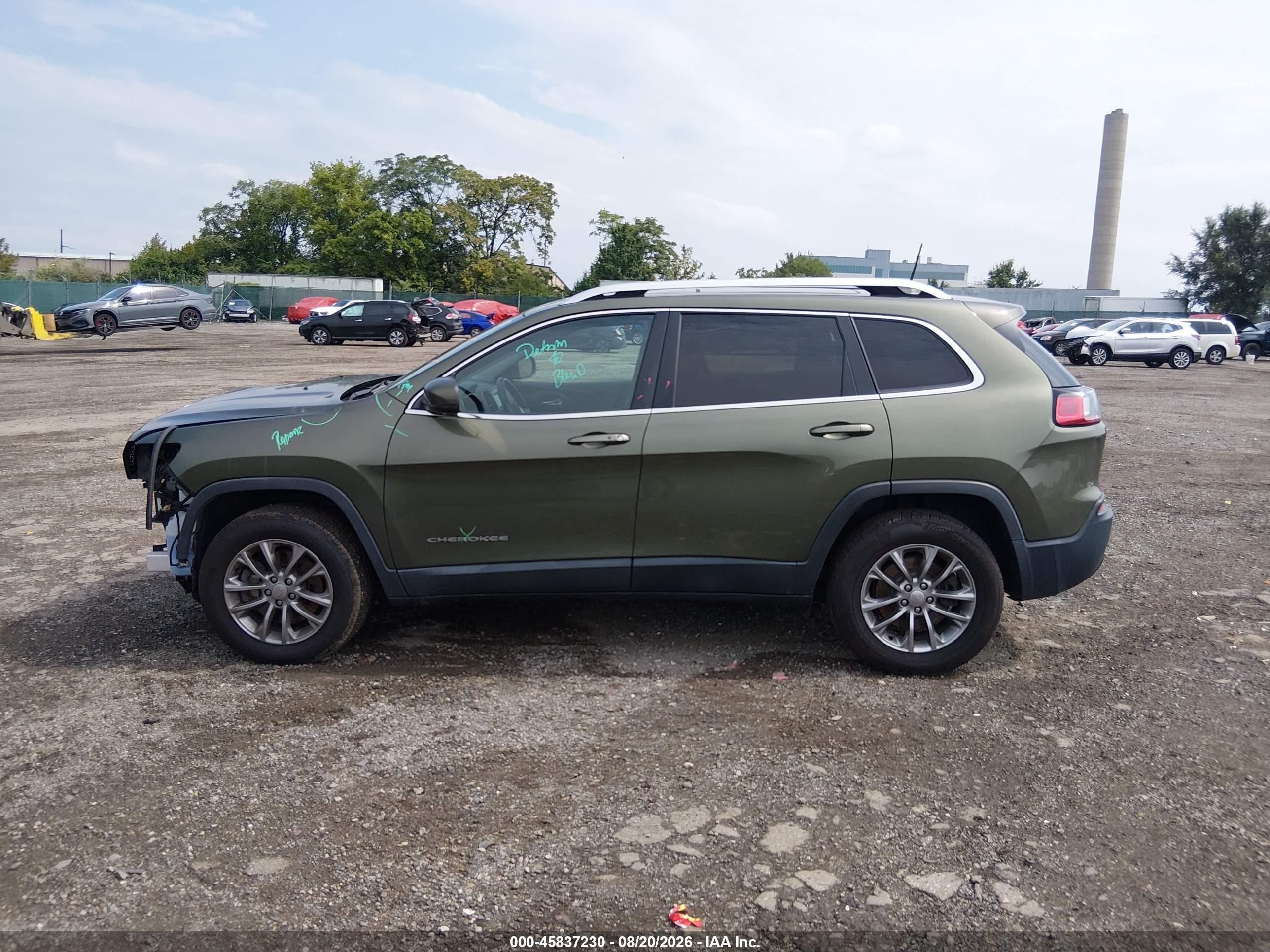 2020 JEEP CHEROKEE LATITUDE PLUS 4X4