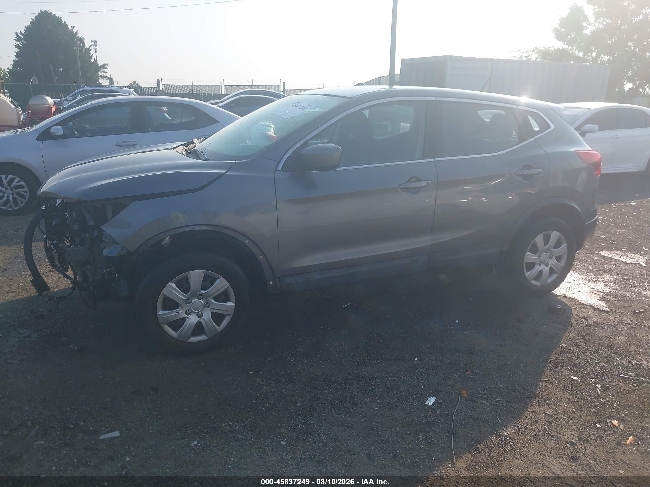 2018 NISSAN ROGUE SPORT S — I2