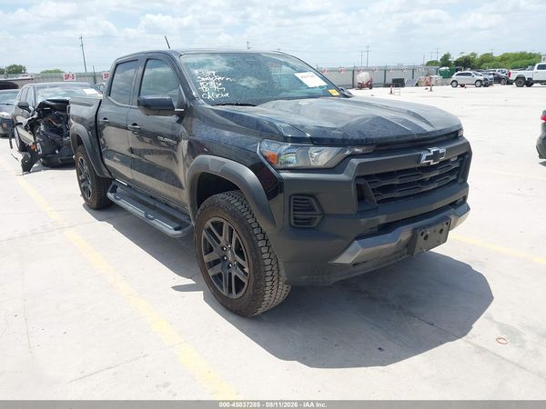 2024 CHEVROLET COLORADO 4WD TRAIL BOSS — I1