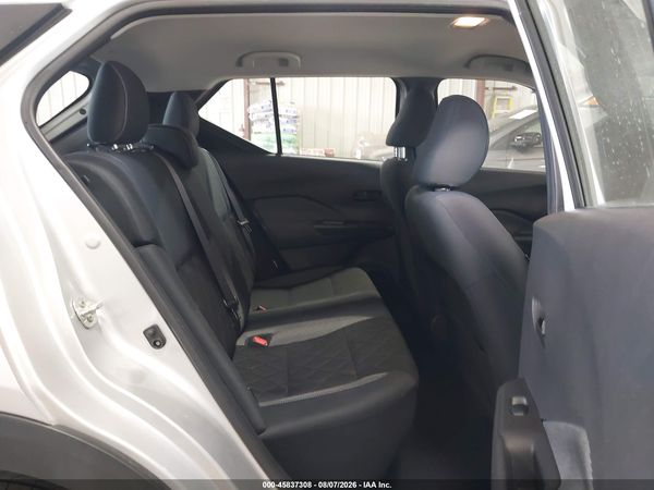 2020 NISSAN KICKS S XTRONIC CVT — I8