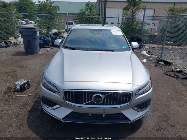 2022 VOLVO S60 RECHARGE PLUG-IN HYBRID T8 INSCRIPTION