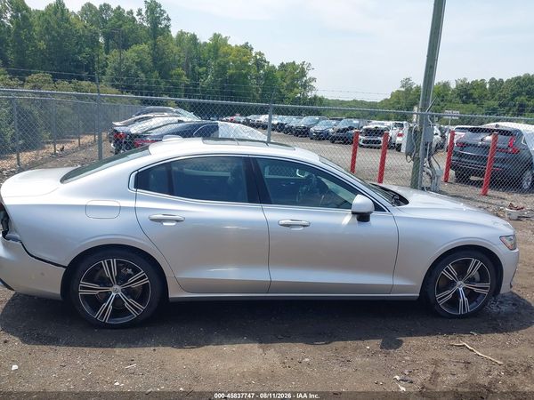 2022 VOLVO S60 RECHARGE PLUG-IN HYBRID T8 INSCRIPTION