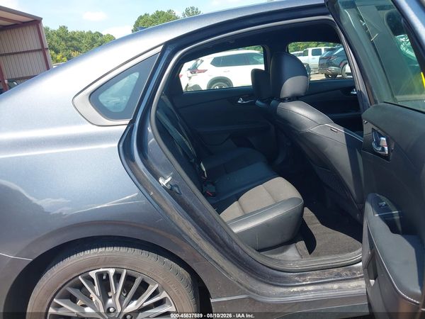 2024 KIA FORTE GT-LINE