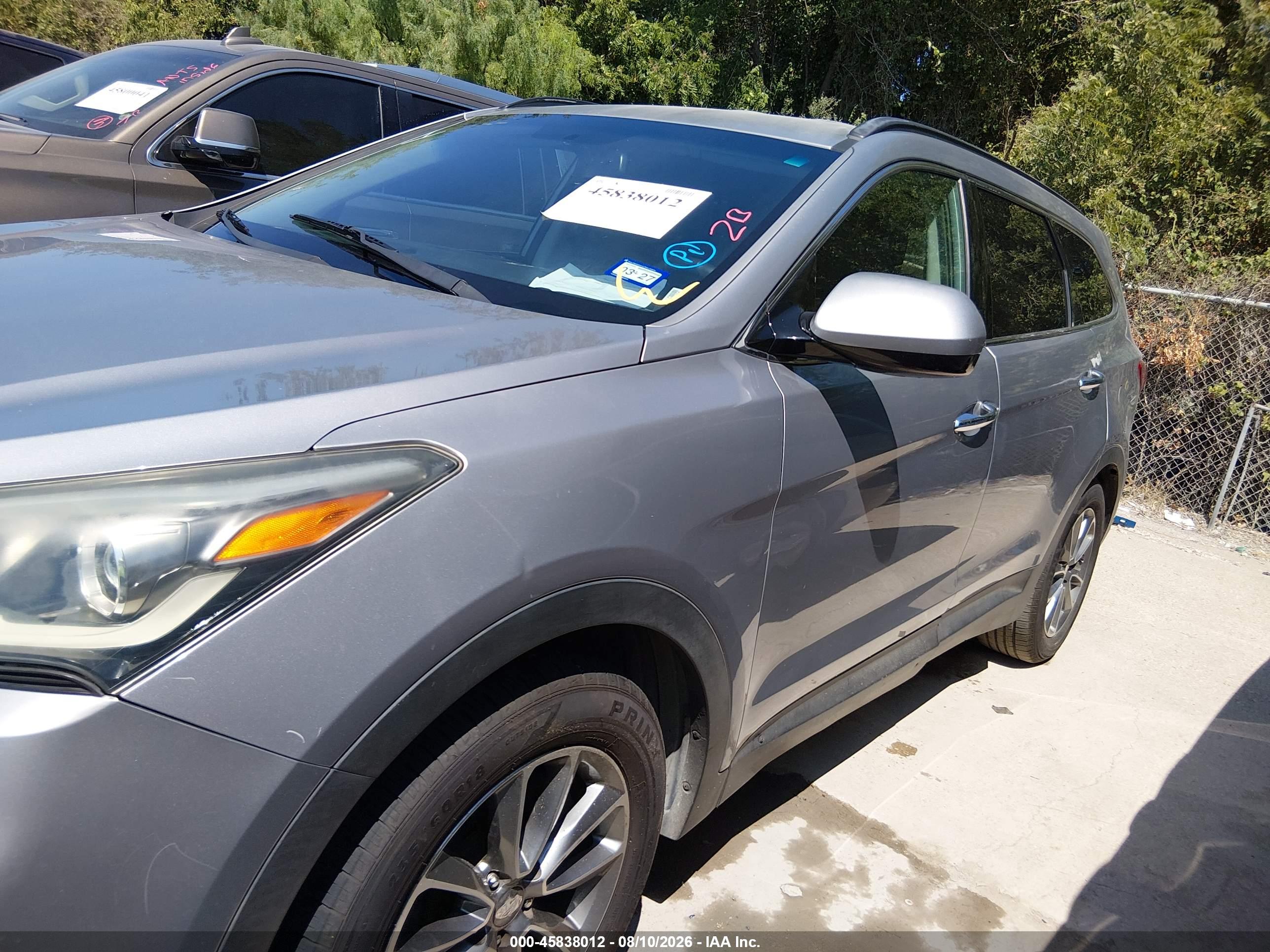 2018 HYUNDAI SANTA FE SE