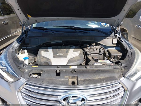 2018 HYUNDAI SANTA FE SE