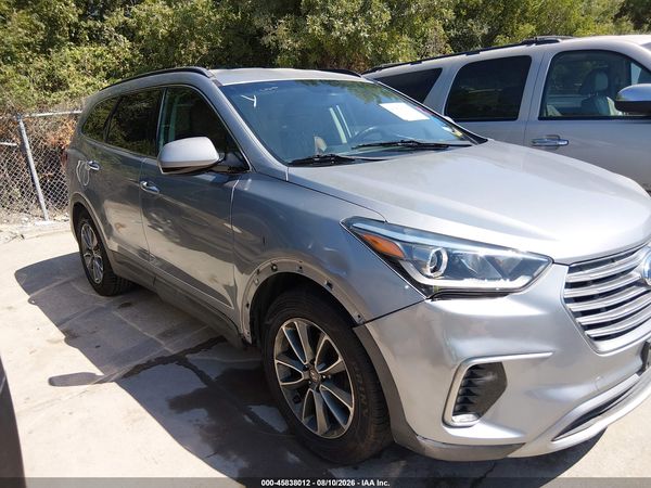 2018 HYUNDAI SANTA FE SE