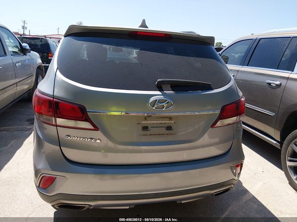 2018 HYUNDAI SANTA FE SE