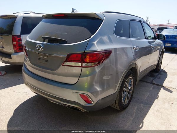 2018 HYUNDAI SANTA FE SE