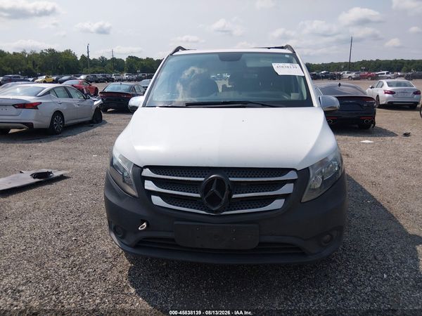 2016 MERCEDES-BENZ METRIS