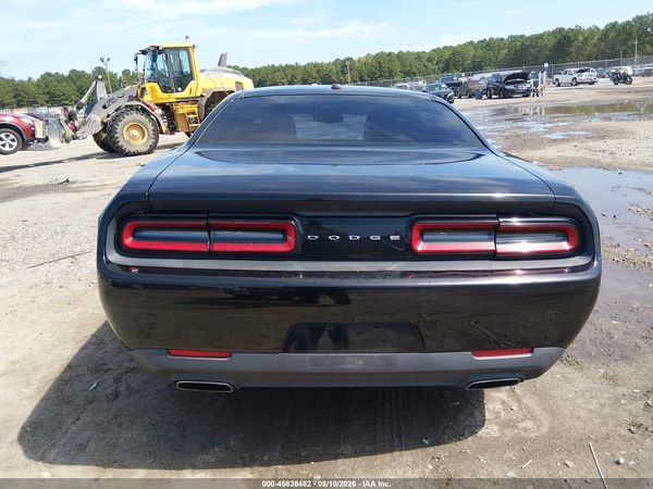 2015 DODGE CHALLENGER SXT