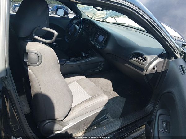 2015 DODGE CHALLENGER SXT
