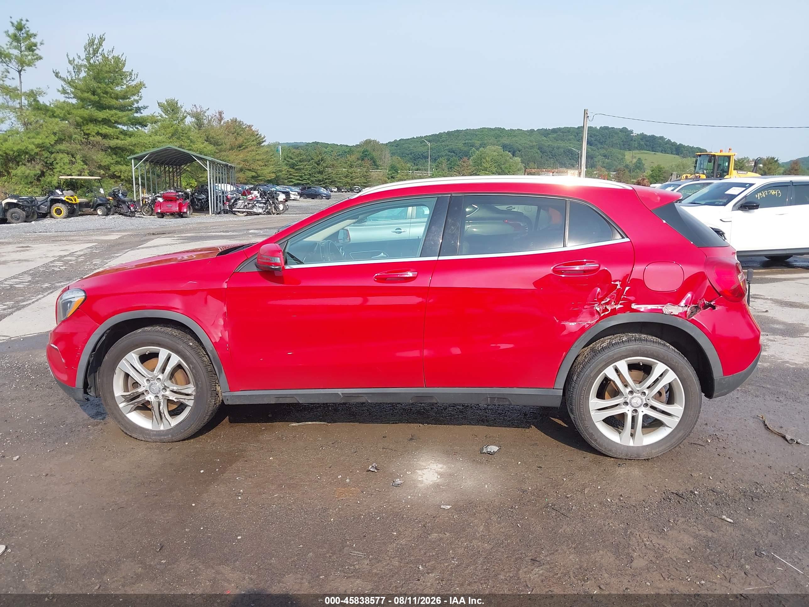 2015 MERCEDES-BENZ GLA 250 4MATIC