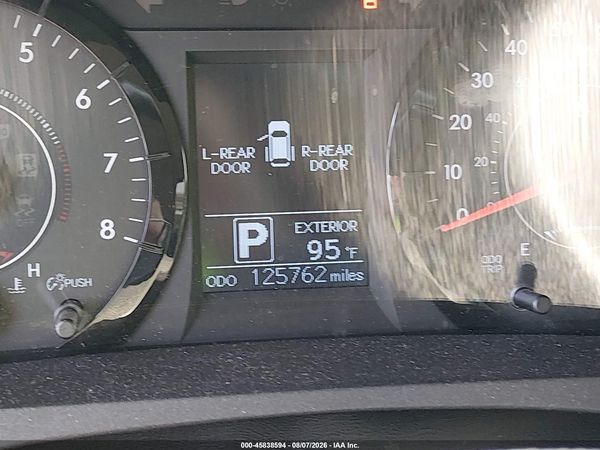 2015 TOYOTA SIENNA LE 8 PASSENGER