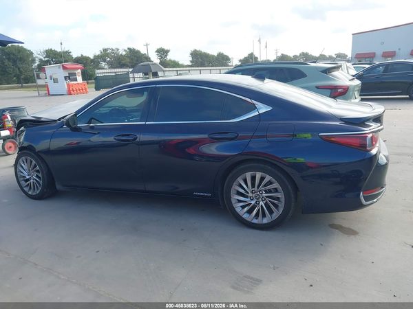 2021 LEXUS ES 300H ULTRA LUXURY