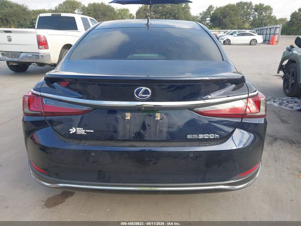 2021 LEXUS ES 300H ULTRA LUXURY