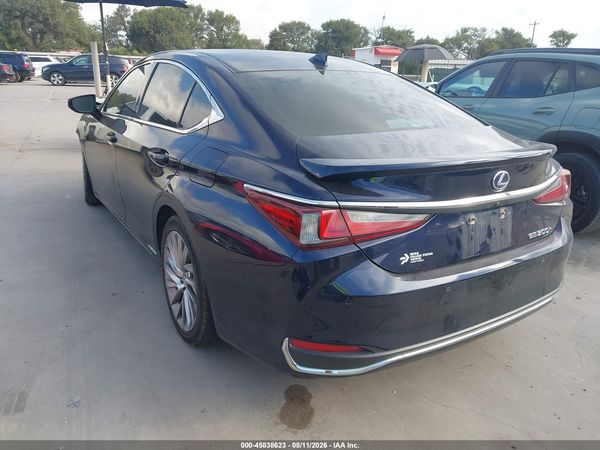 2021 LEXUS ES 300H ULTRA LUXURY