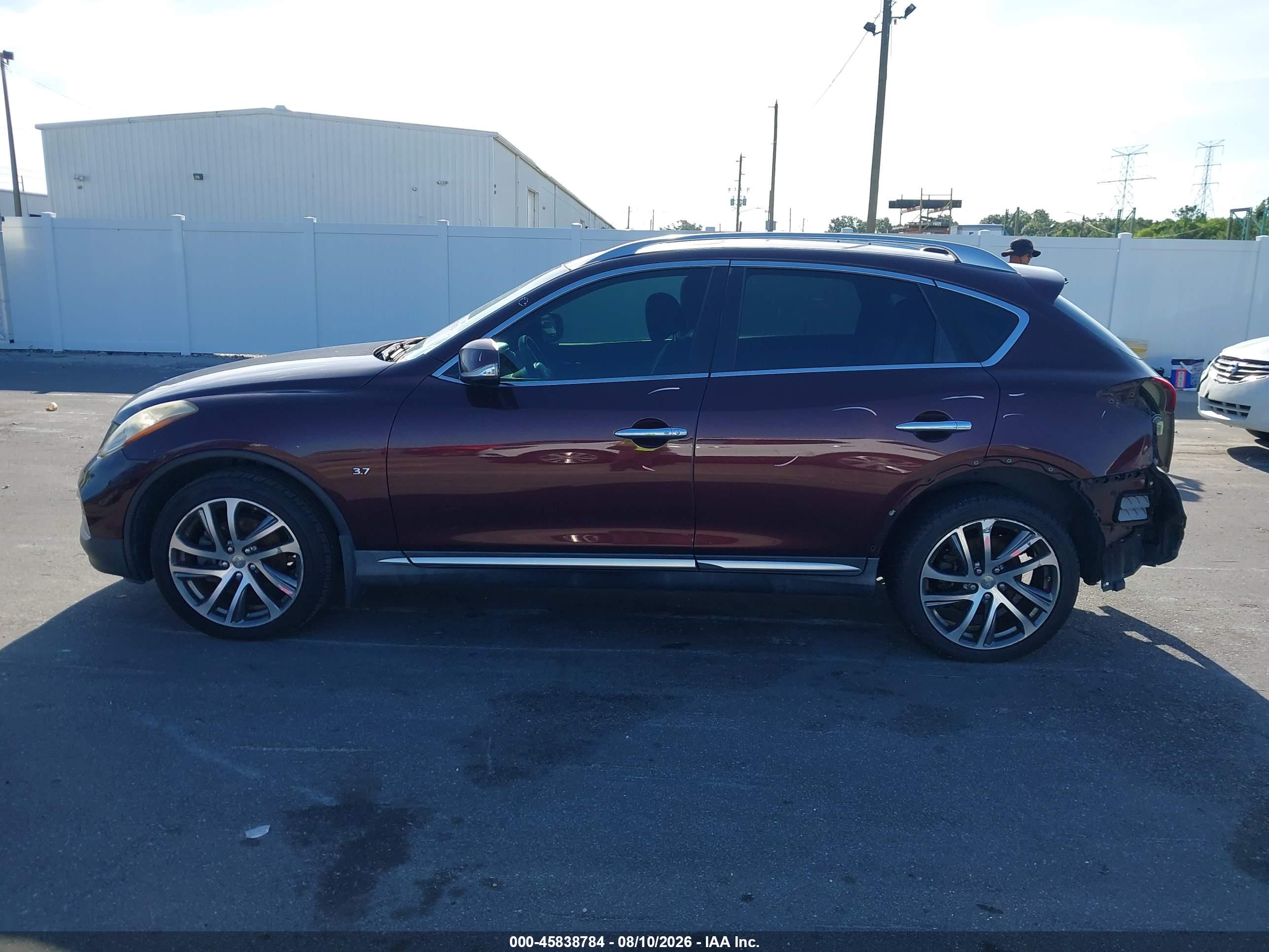 2016 INFINITI QX50