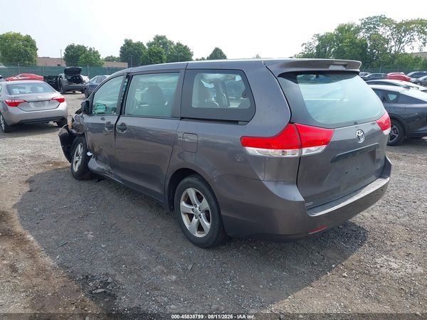 2013 TOYOTA SIENNA L V6 7 PASSENGER