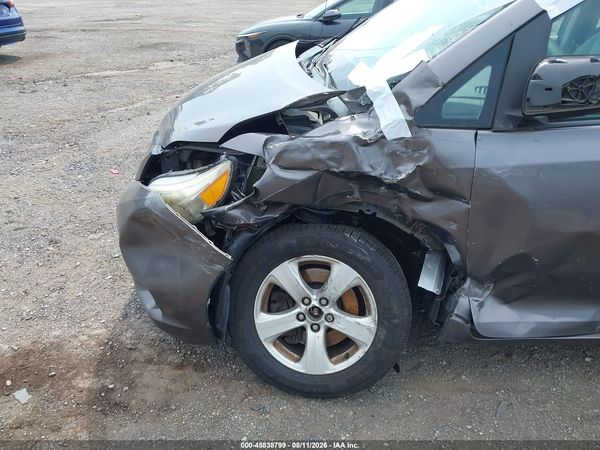 2013 TOYOTA SIENNA L V6 7 PASSENGER