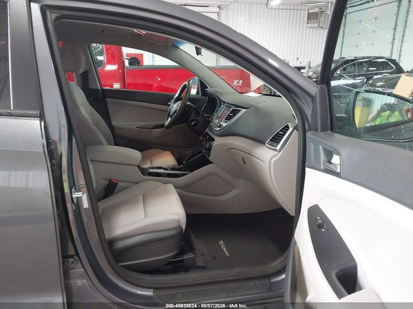 2018 HYUNDAI TUCSON SE — I5