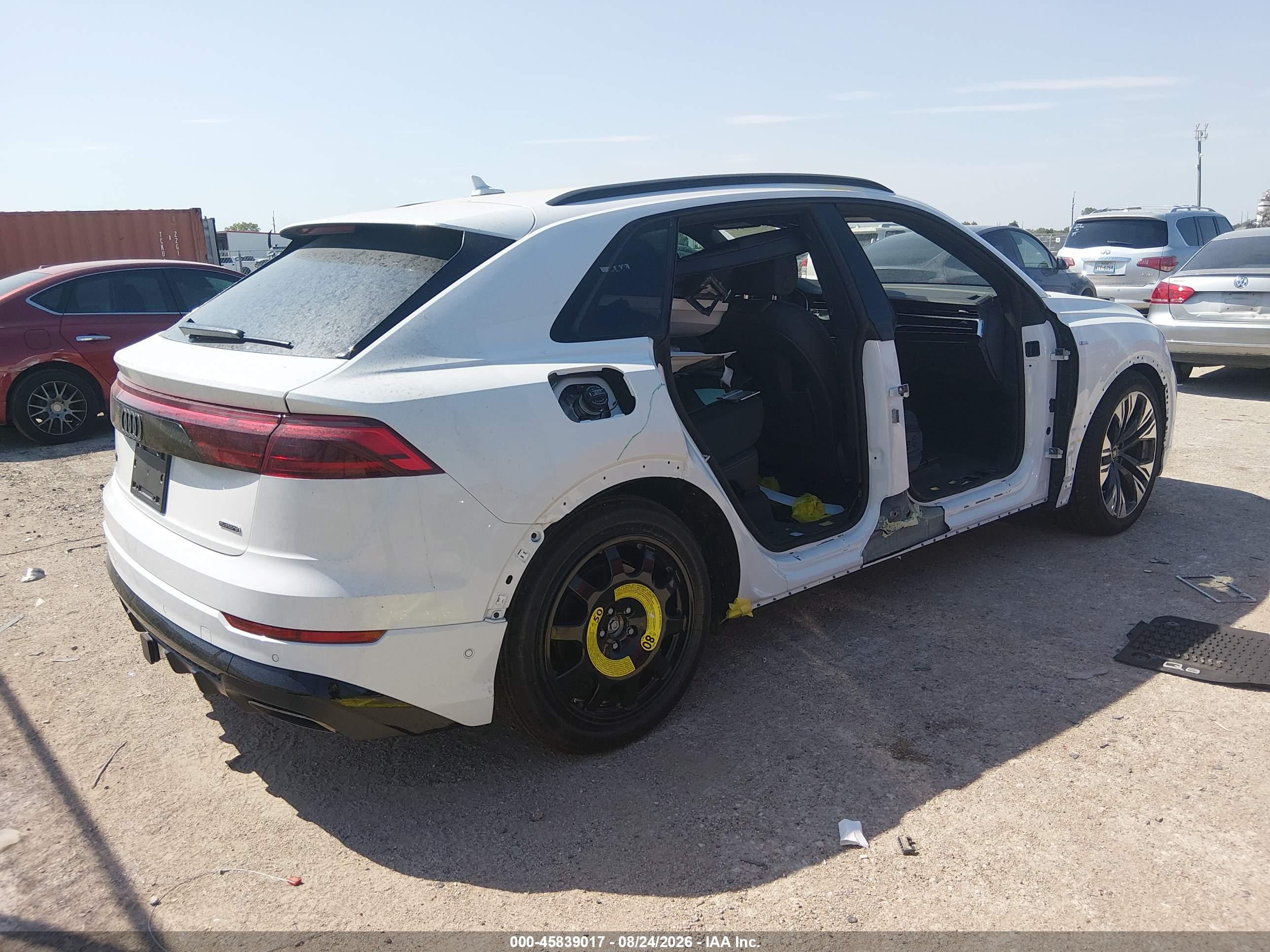 2026 AUDI Q8 — I4