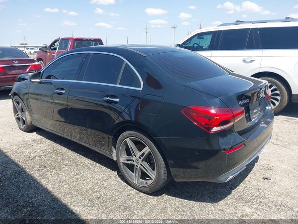 2021 MERCEDES-BENZ A 220 A220