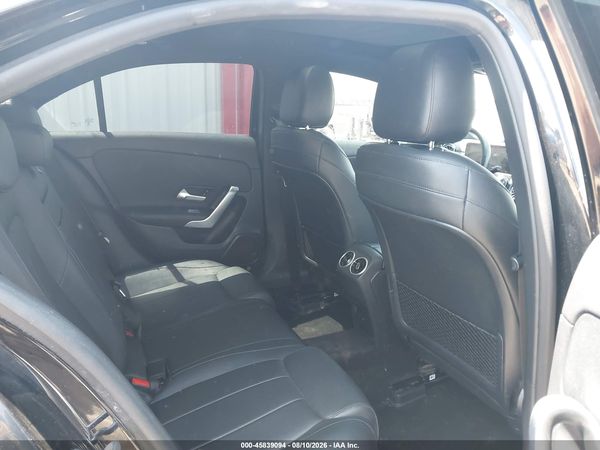 2021 MERCEDES-BENZ A 220 A220