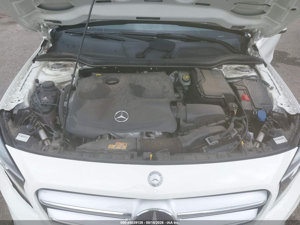 2017 MERCEDES-BENZ GLA 250 4MATIC