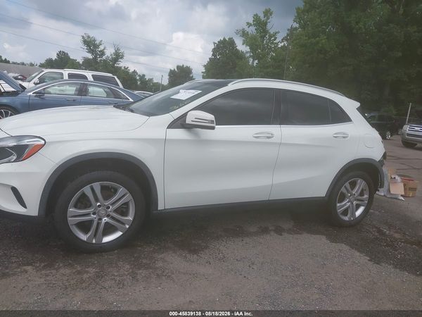 2017 MERCEDES-BENZ GLA 250 4MATIC
