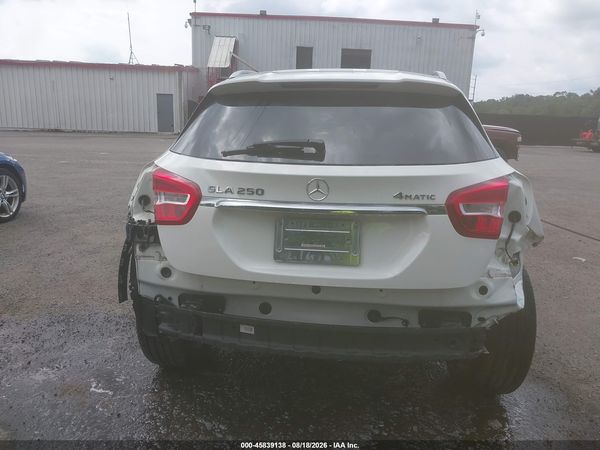 2017 MERCEDES-BENZ GLA 250 4MATIC