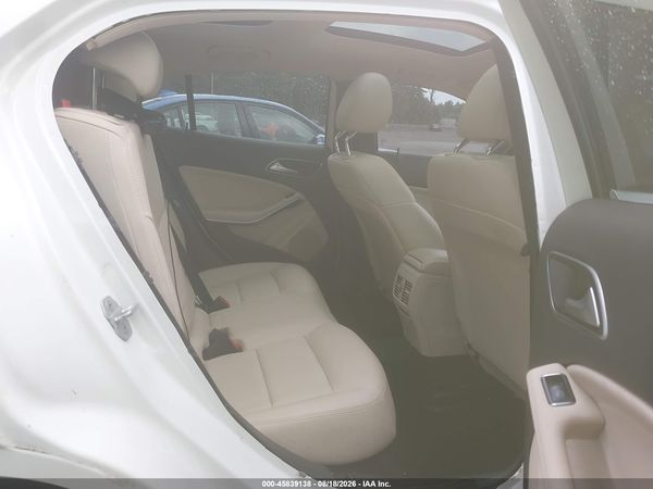 2017 MERCEDES-BENZ GLA 250 4MATIC