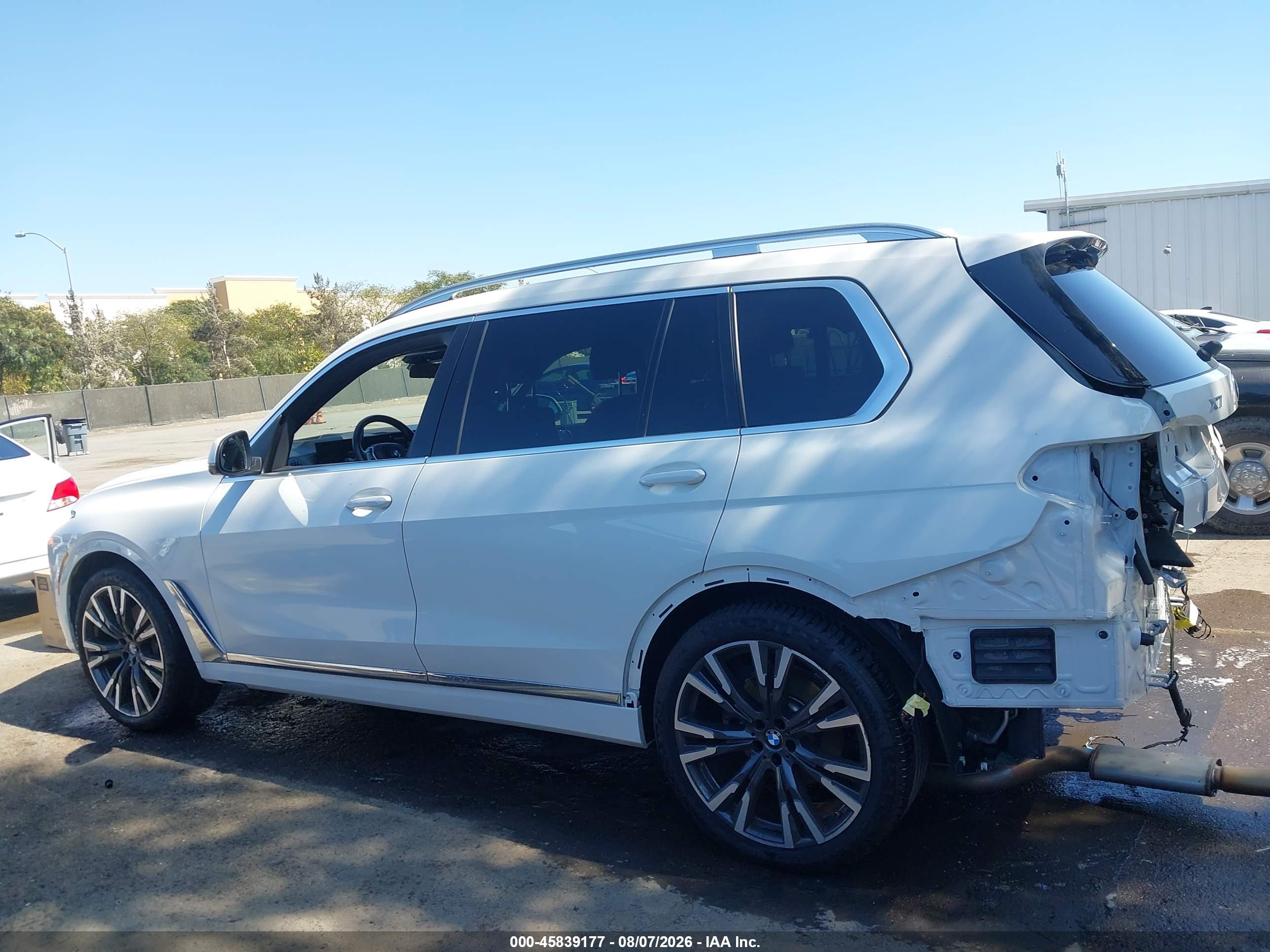2023 BMW X7 XDRIVE40I