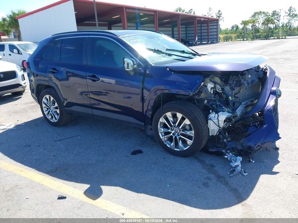 2021 TOYOTA RAV4 XLE PREMIUM — I1