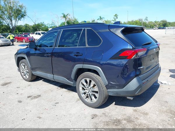2021 TOYOTA RAV4 XLE PREMIUM — I3