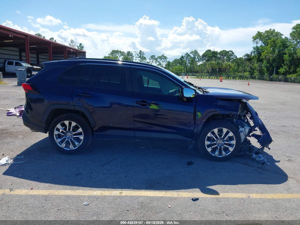 2021 TOYOTA RAV4 XLE PREMIUM — I116