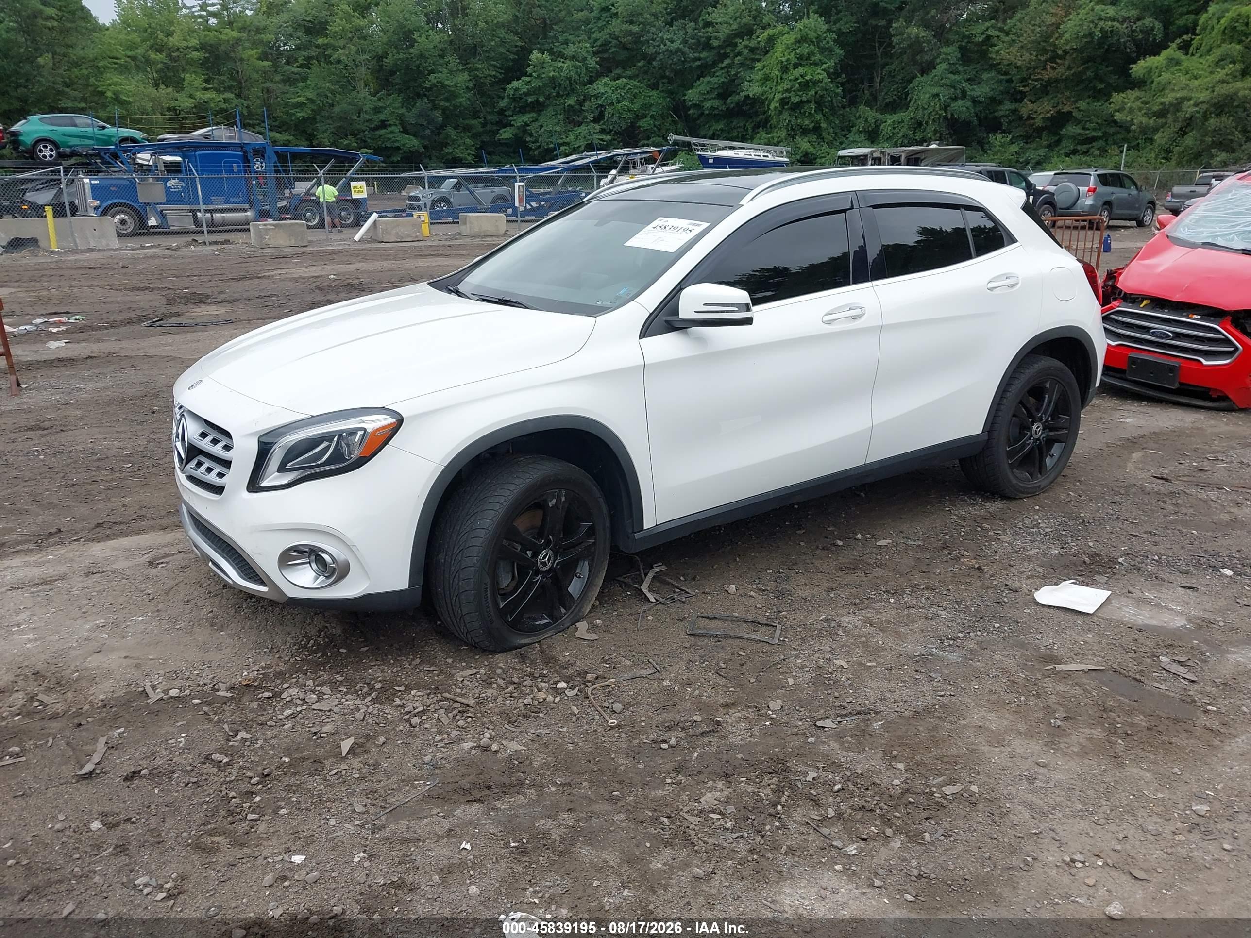 2020 MERCEDES-BENZ GLA 250 4MATIC