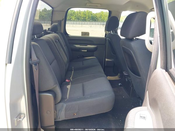 2012 CHEVROLET SILVERADO 1500 LT — I8