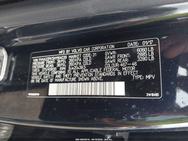 2017 VOLVO XC90 T6 MOMENTUM