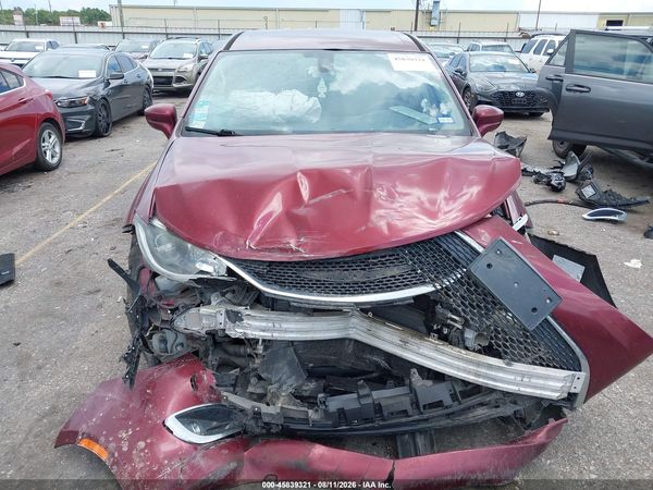 2019 CHRYSLER PACIFICA TOURING PLUS