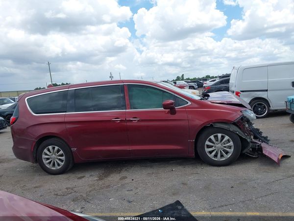 2019 CHRYSLER PACIFICA TOURING PLUS