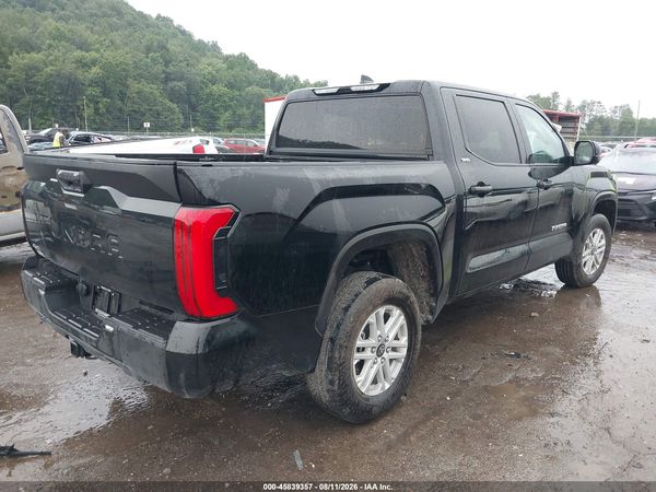 2025 TOYOTA TUNDRA SR5