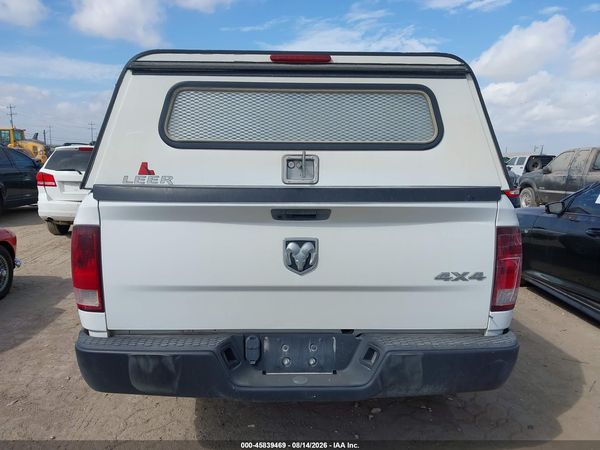 2022 RAM 1500 CLASSIC TRADESMAN  4X4 6'4 BOX
