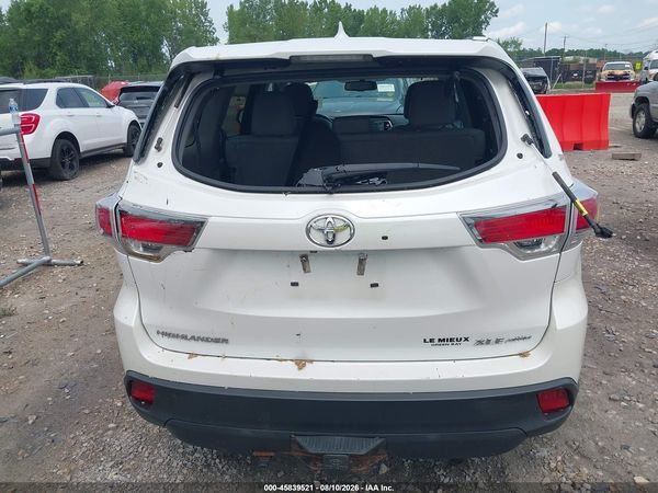 2016 TOYOTA HIGHLANDER XLE V6