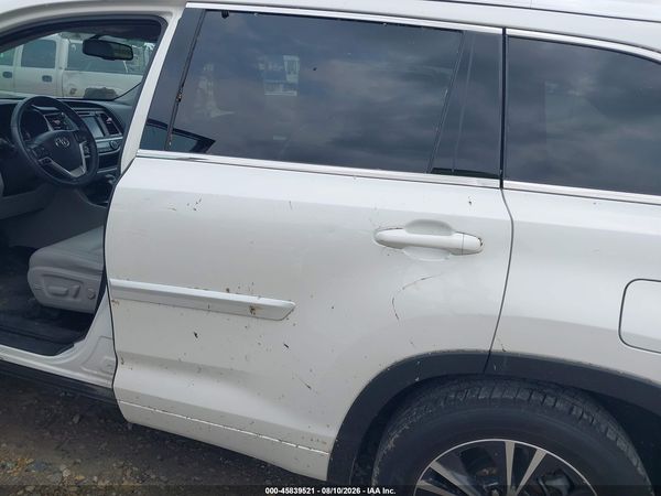 2016 TOYOTA HIGHLANDER XLE V6