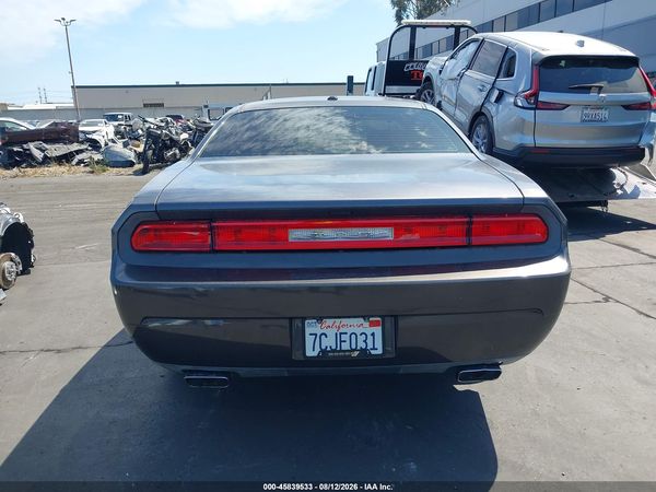 2013 DODGE CHALLENGER SXT