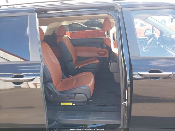 2026 KIA CARNIVAL MPV HYBRID EX — I8