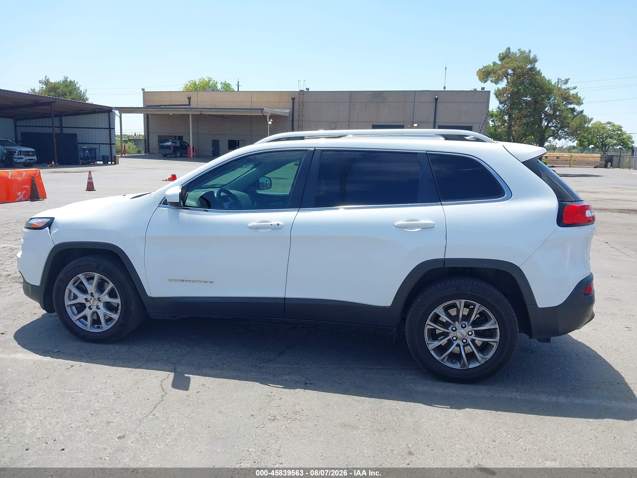 2016 JEEP CHEROKEE LATITUDE