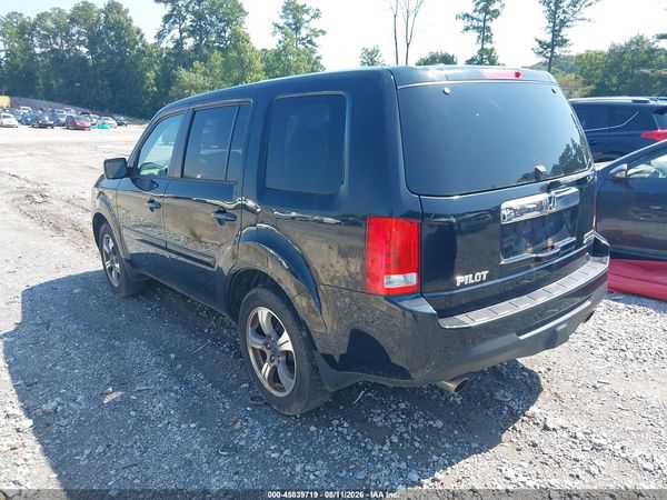 2015 HONDA PILOT SE