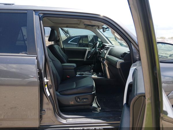 2018 TOYOTA 4RUNNER SR5 PREMIUM