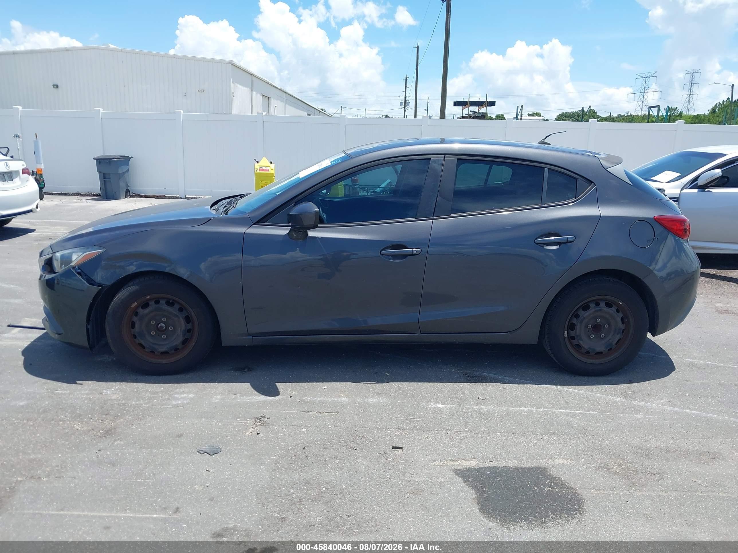 2016 MAZDA MAZDA3 I SPORT